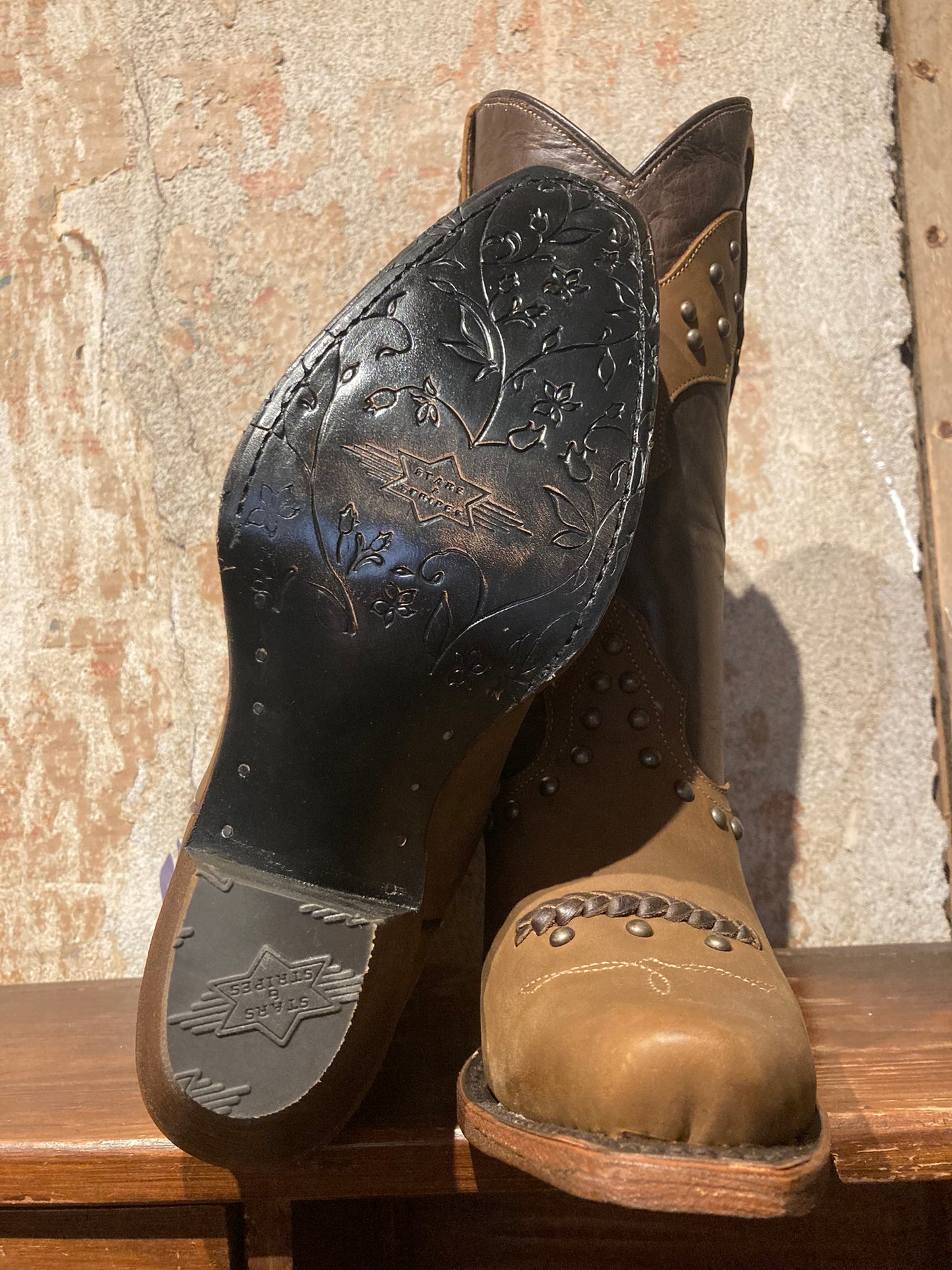 Westernboots Dam WBL-27
