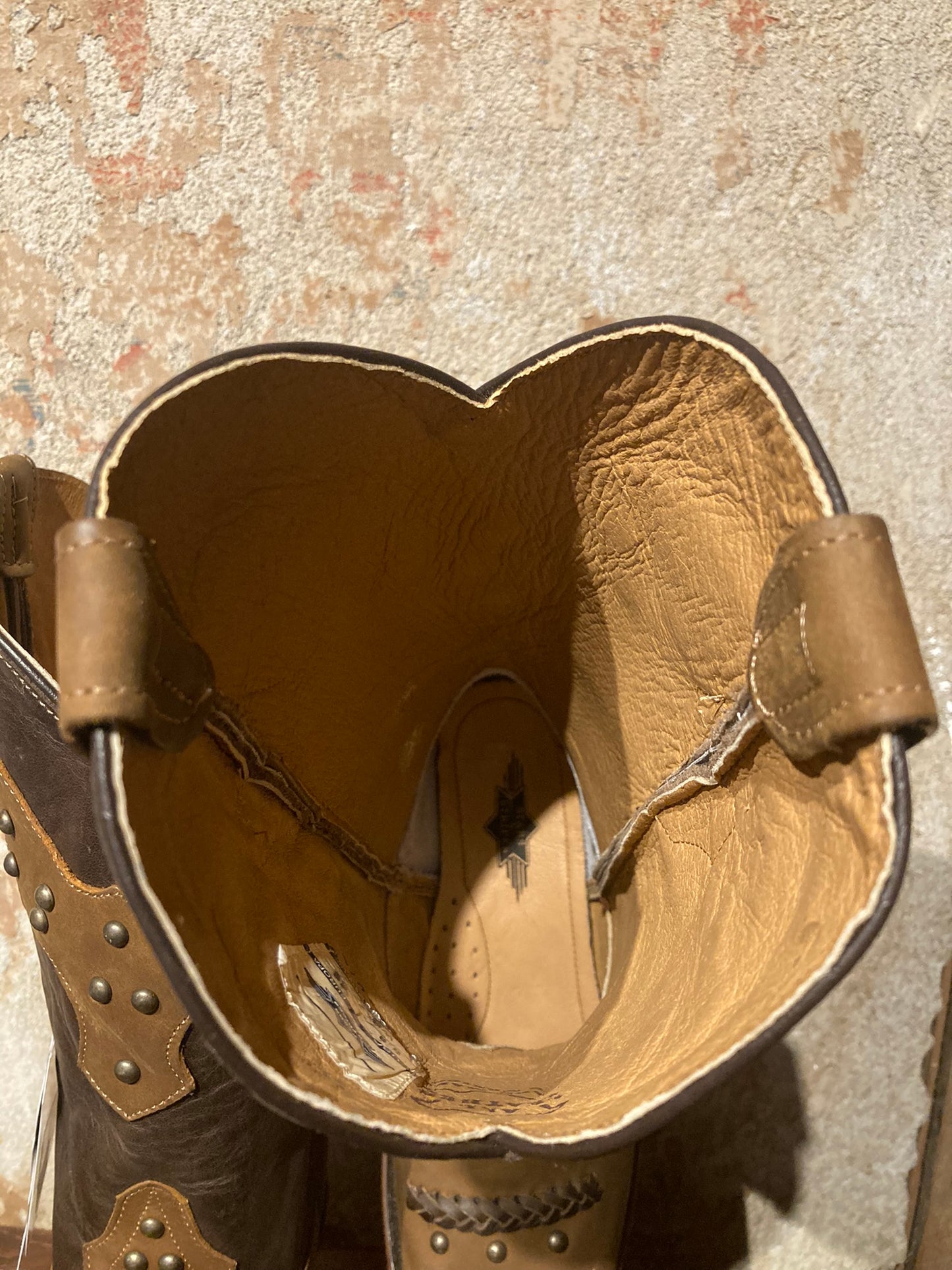 Westernboots Dam WBL-27