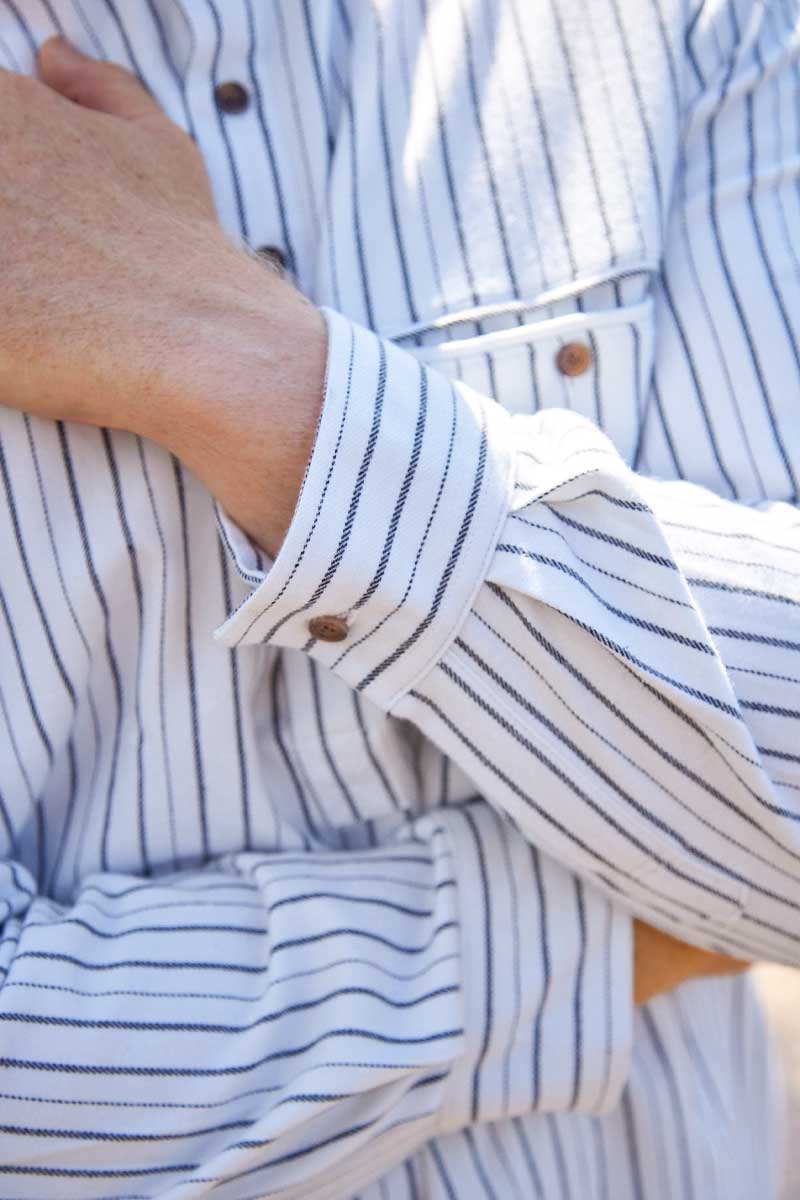 Gammaldags Farfarsskjorta Benvit med svarta ränder