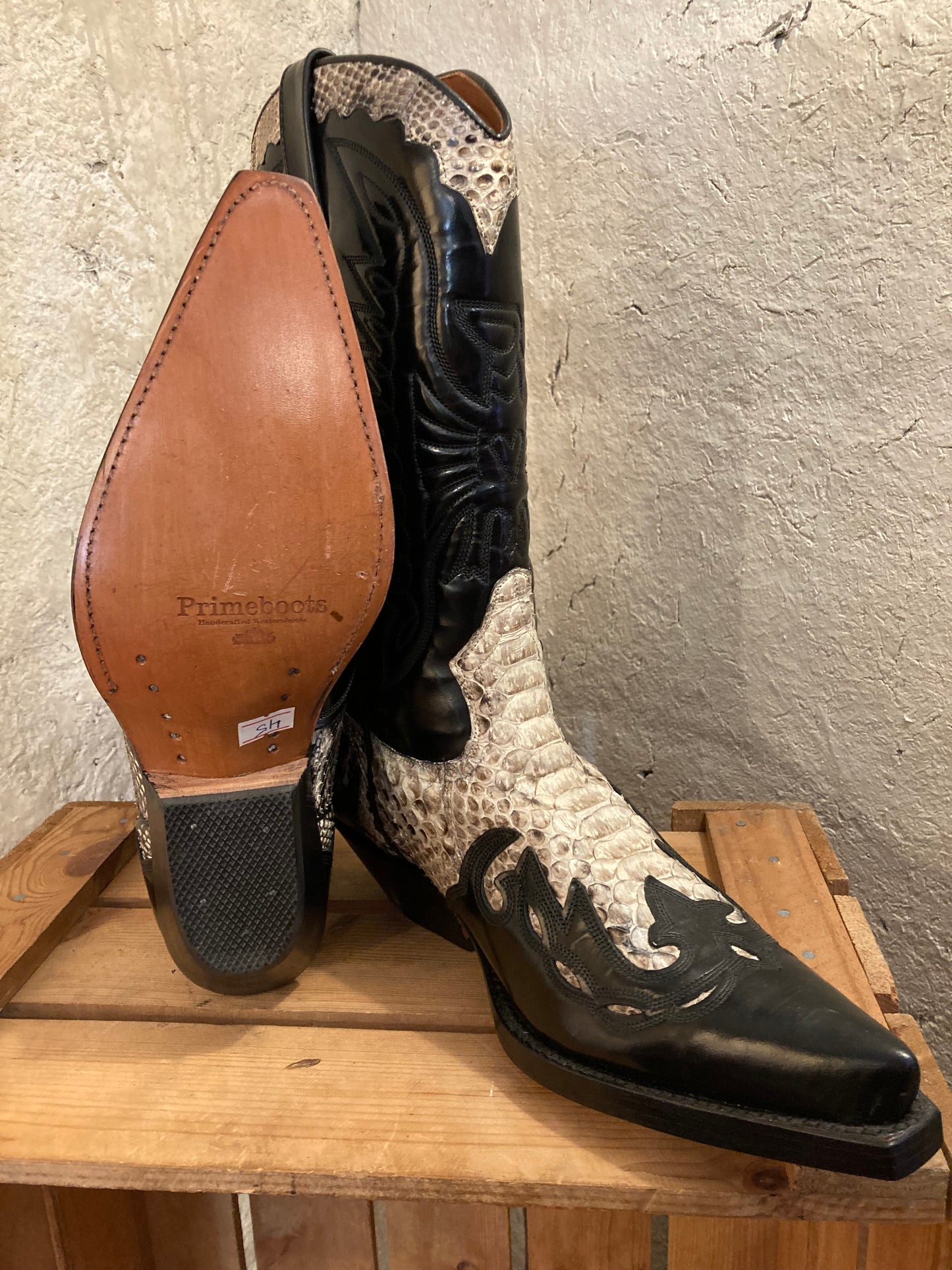 Primeboots Ormskinn/Läderboots Western st. 45