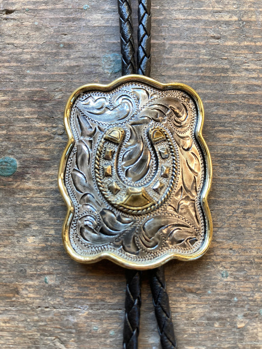 Bolotie Badge Hästsko