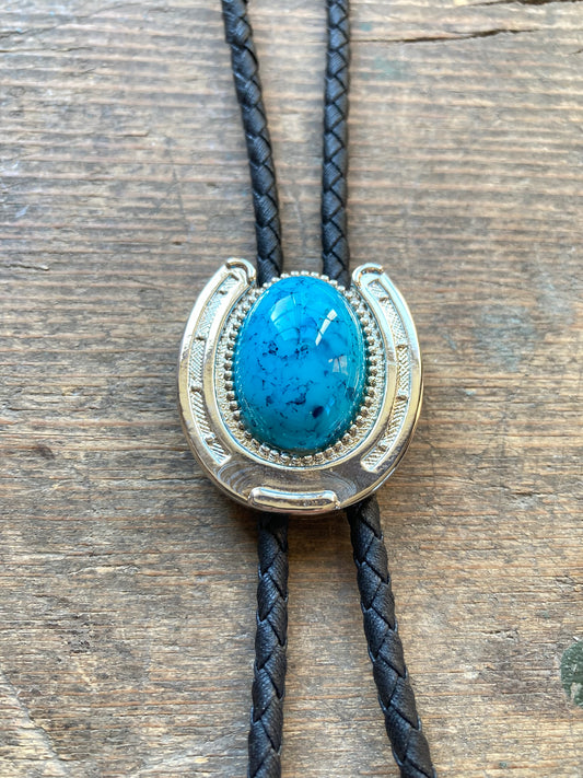 Bolotie Turquoise i Hästsko