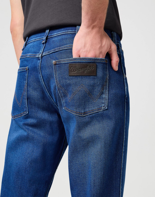 Wrangler Jeans Greensboro Mellanblå "Olympia"