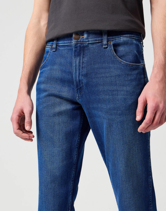 Wrangler Jeans Greensboro Mellanblå "Olympia"