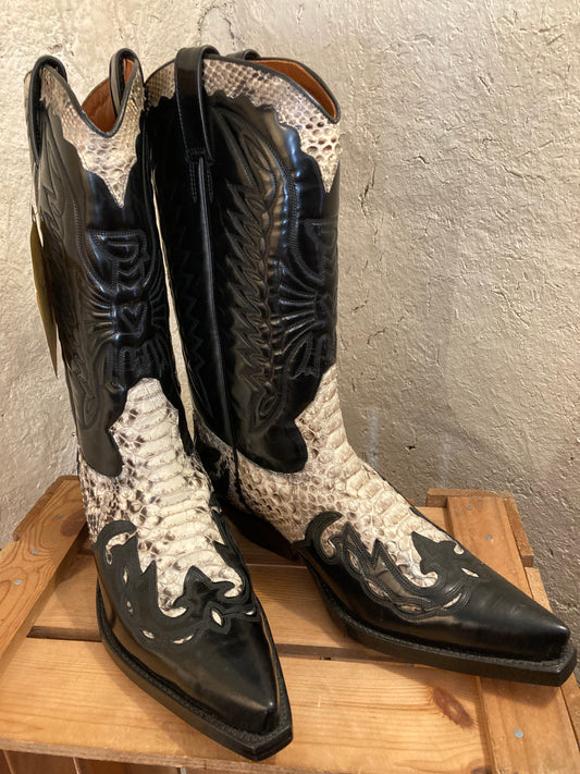 Primeboots Ormskinn/Läderboots Western st. 45